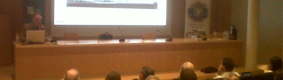 Jose Angel Ferrer gives a lecture about sports architecture in Granada