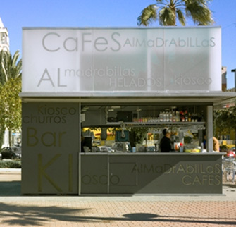 Kioscos junto al Puerto de Almería